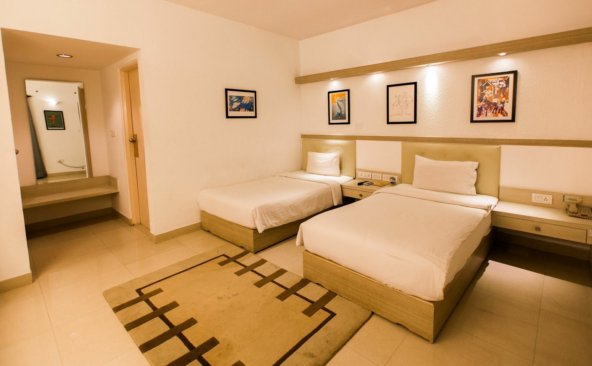 Sherwood Suites Bangalore Exterior foto